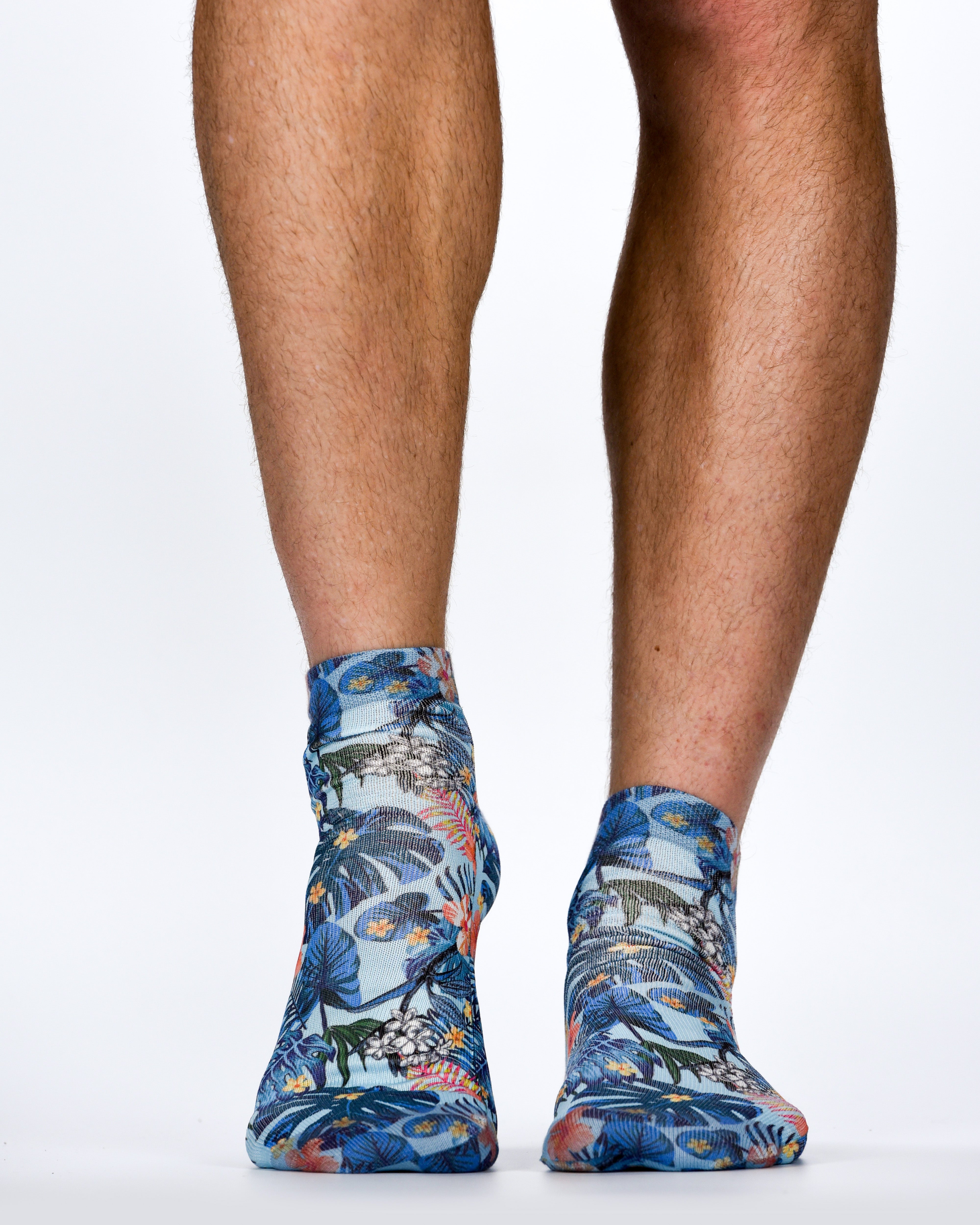Palm Flowers II Wigglesteps Sneaker Socks | Tropical Vibes & Low-Cut Style