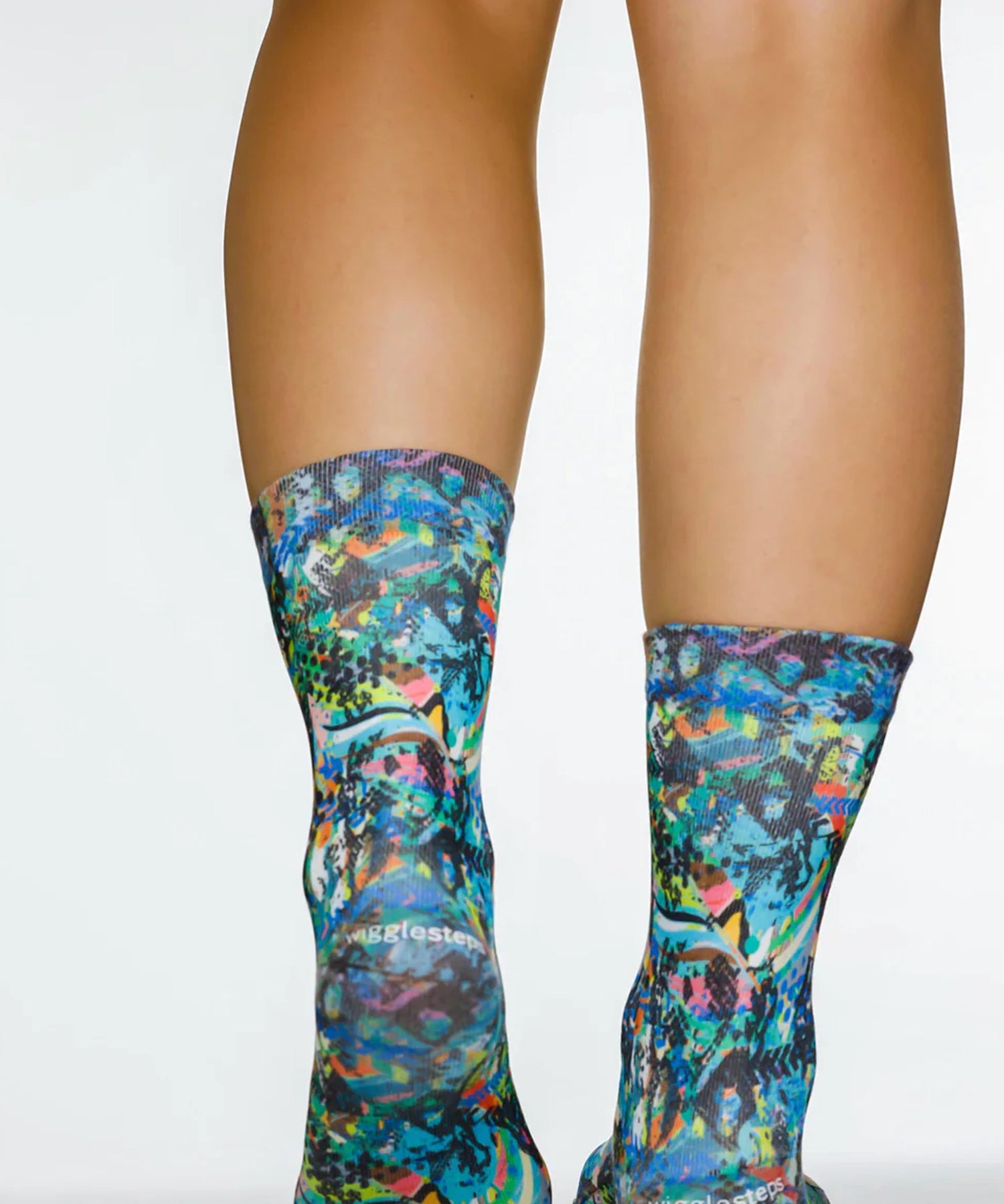 ARTCROCODILELadiesSocks2_24cb3fa4-e79d-4f71-ba97-8af14614036c.webp