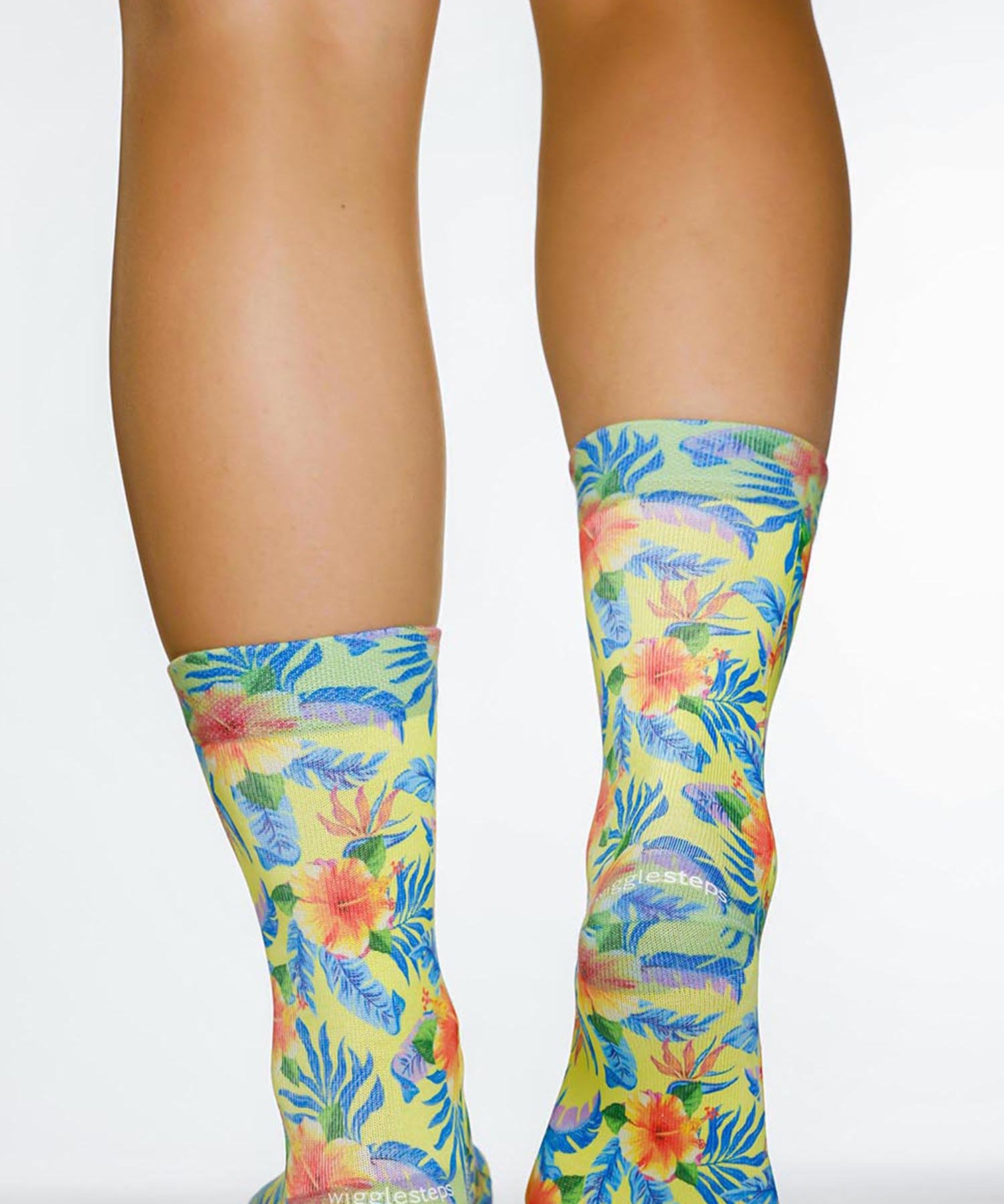 COLOUREDBEACHLadiesSocks2_a0a4e5c5-f609-4fa1-b908-4230a9cbb26c.jpg