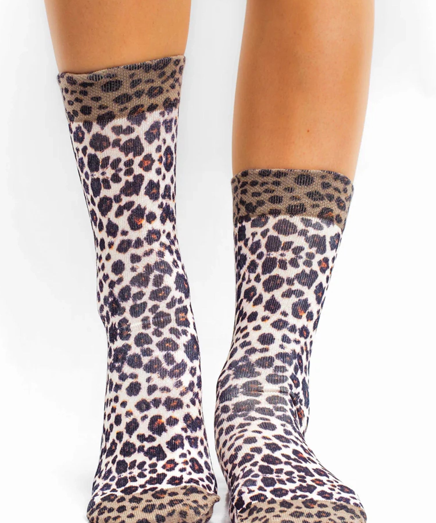 LEOPARDPRINTLadiesSocks1_749767e3-5b51-491a-9202-b6df223f1c3d.webp