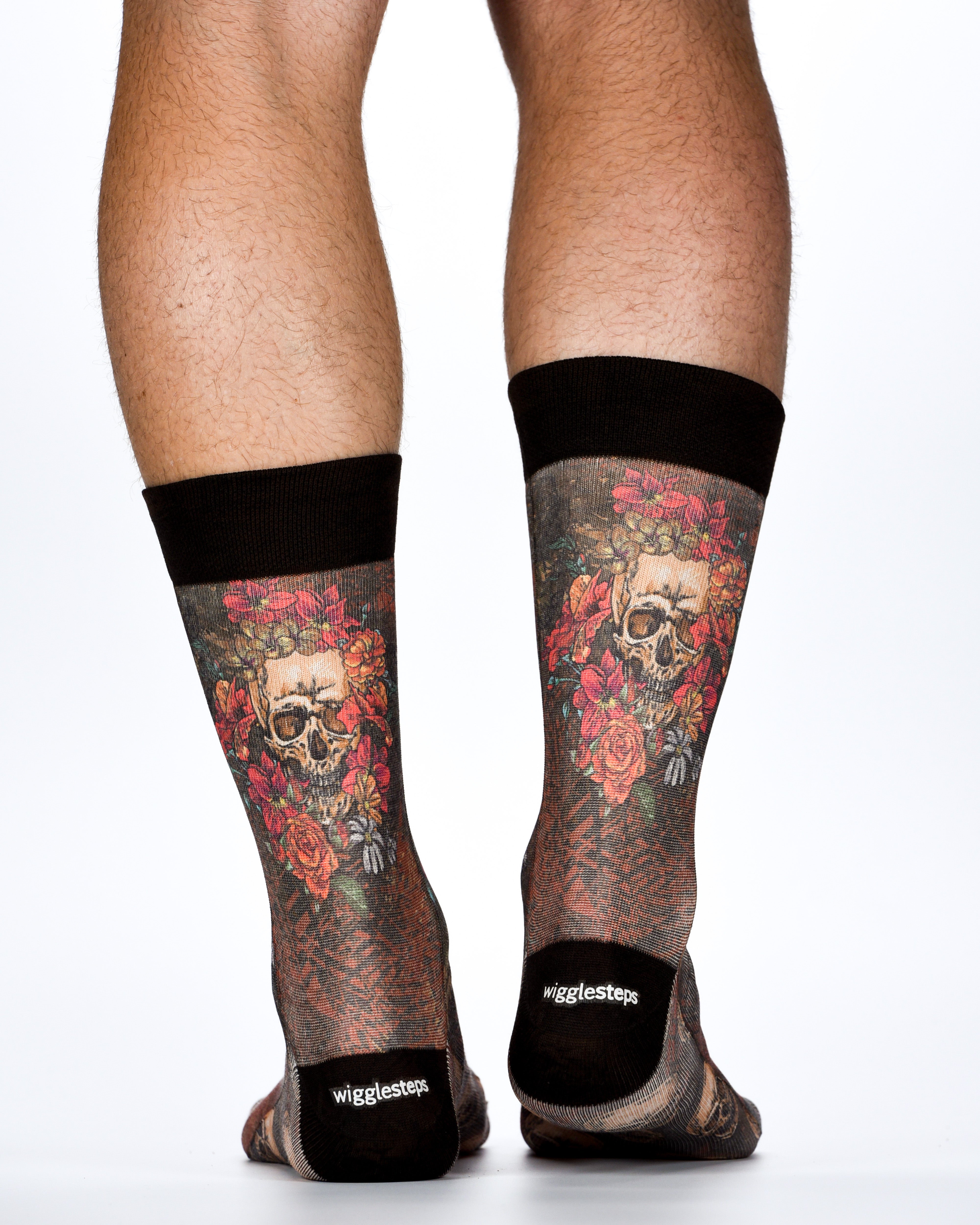 2010-00497-805-SKULL_ROSES2.jpg