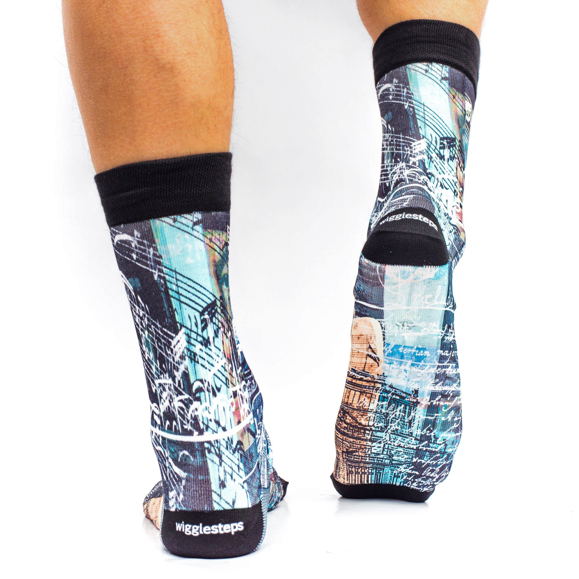 MENSOCKSMUSICNOTES_1.jpg